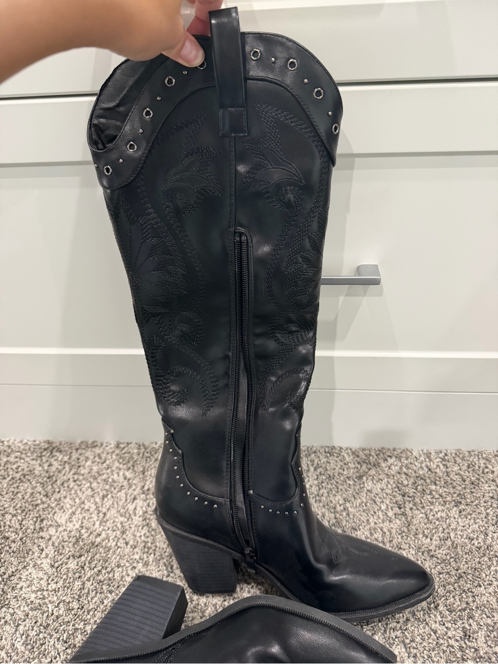 TOP Moda Black Pointed-Toe Studded Western Knee Boots - Picture 4 of 10